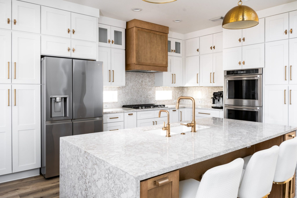 A beautifully remodeled modern kitchen